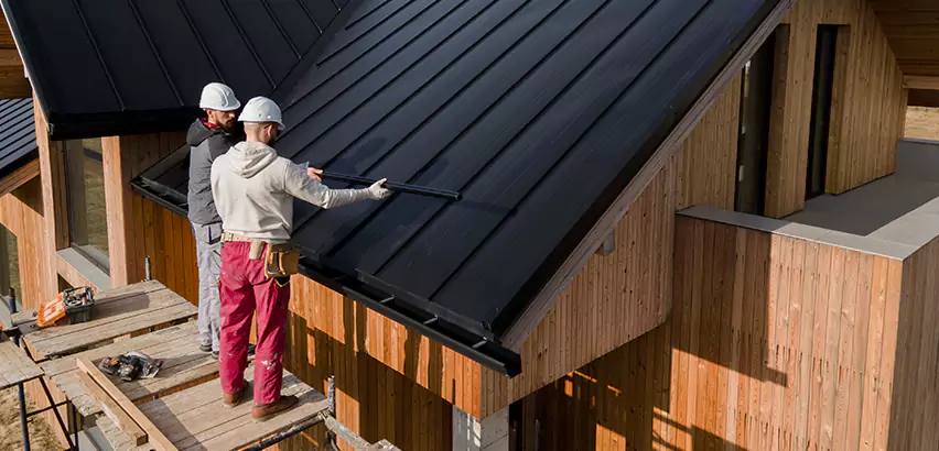 Metal Roof Maintenance in Bremerton