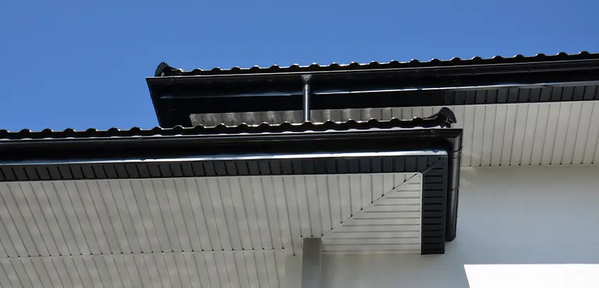 Box Eave Construction in Bremerton